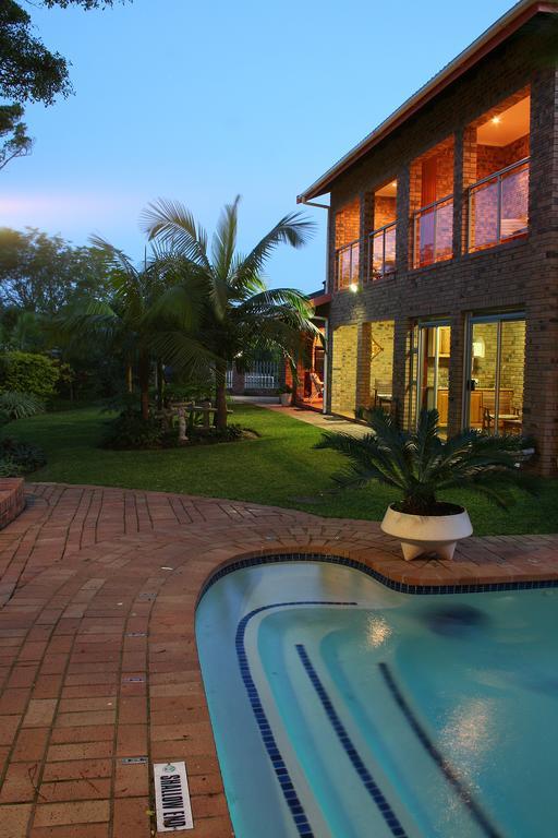 Duneside Guest House Richards Bay Exteriör bild